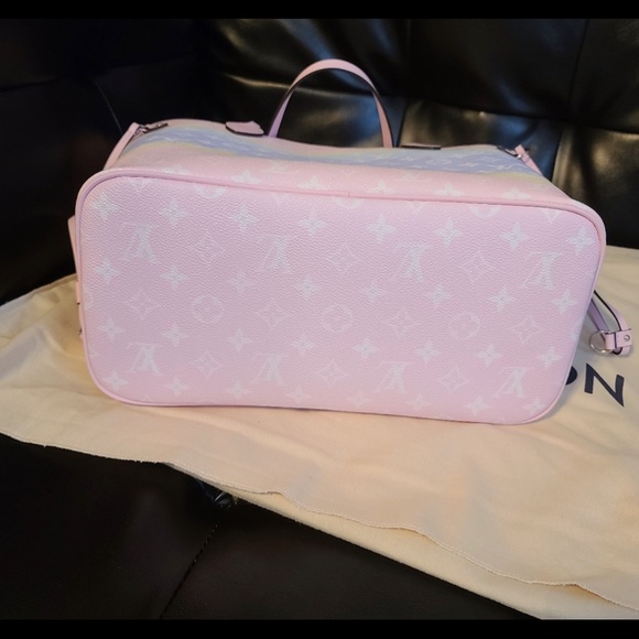 ❌❌SOLD❌❌Louis Vuitton Escale NEVERFULL MM PASTEL - Picture 3 of 8